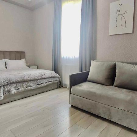 Guest House Nima 库塔伊西 外观 照片