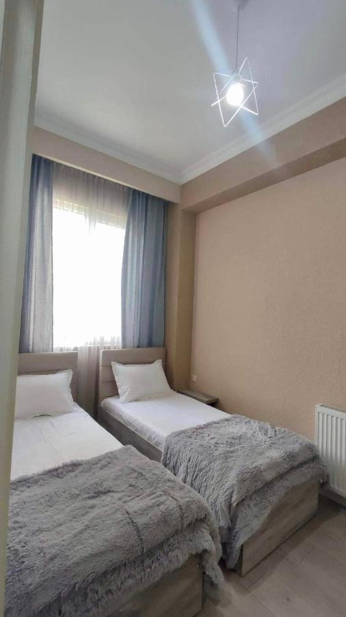 Guest House Nima 库塔伊西 外观 照片
