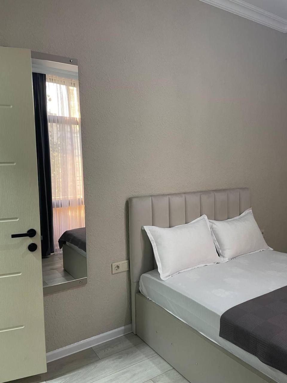 Guest House Nima 库塔伊西 外观 照片