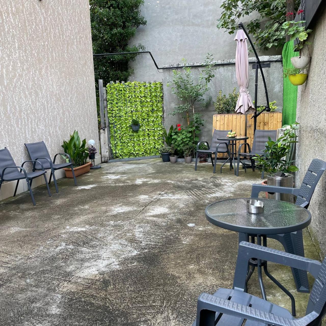Guest House Nima 库塔伊西 外观 照片